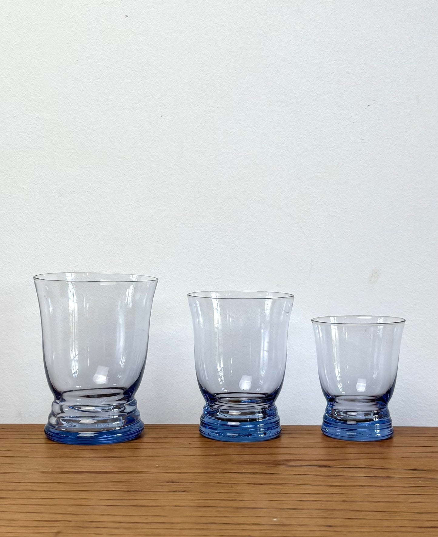 Dix-huit verres Eugénie