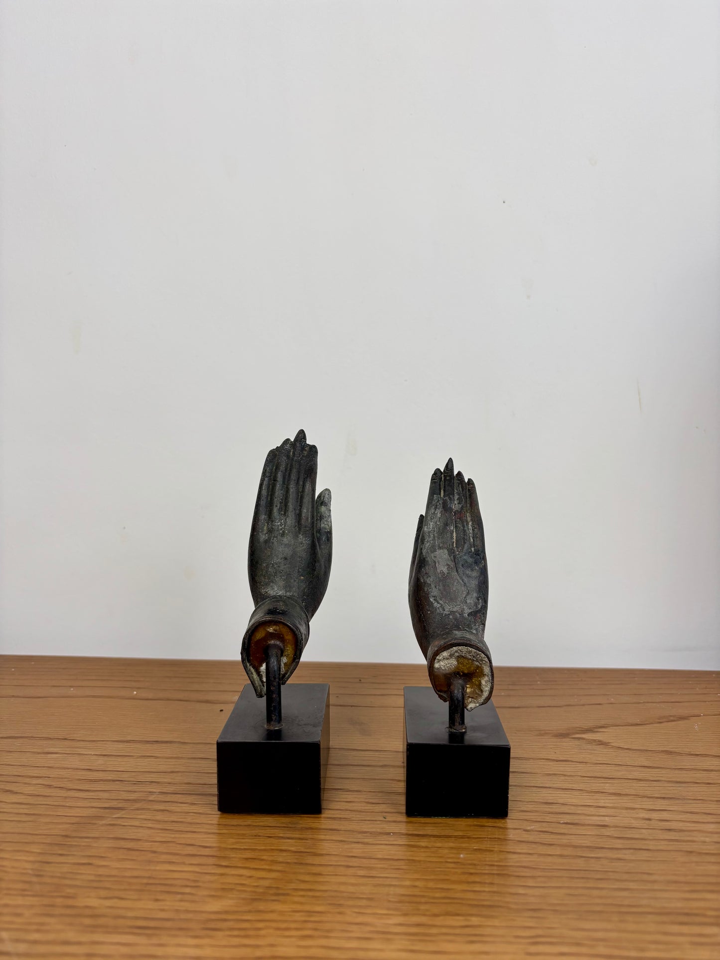 Paire de mains de Bouddha